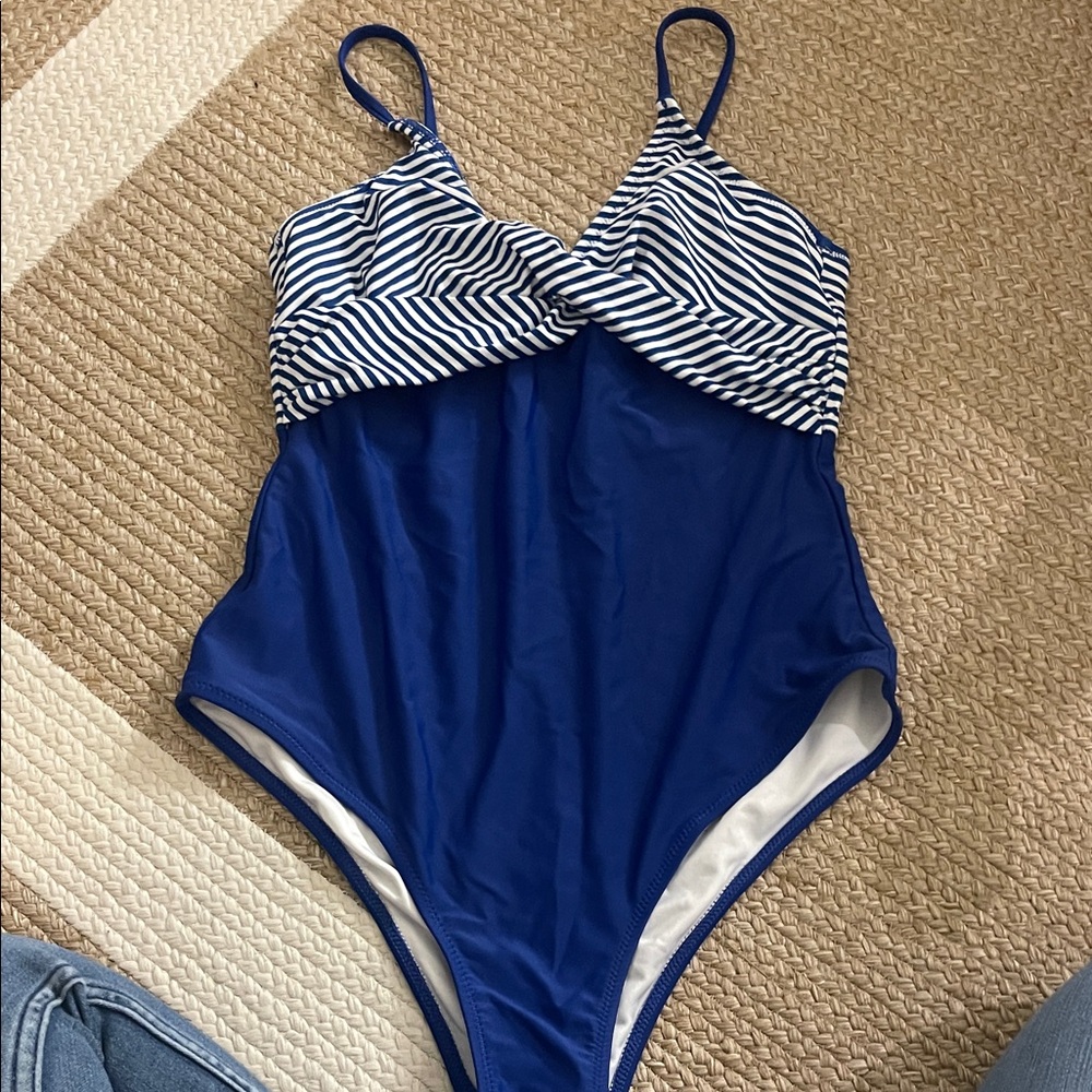 Cupshe Blue and White Striped One Piece Swimsuit